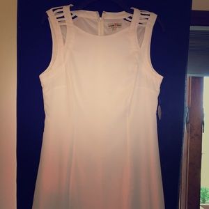 Perfect white dress NWT